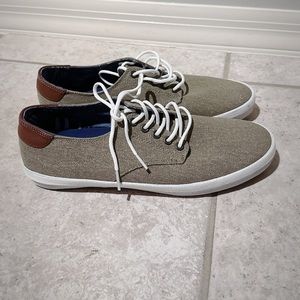 Penguin original tan sneakers